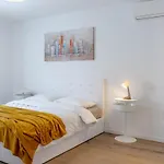 Διαμέρισμα Ana Kaštela